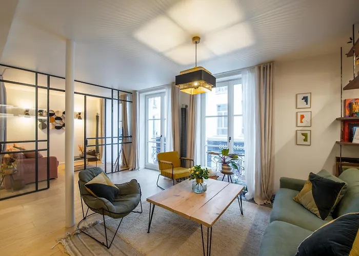 Magnifique Appartement Central 3 Chambres / 3 Bdr